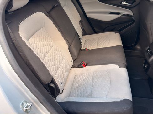 Used 2019 Chevrolet Equinox LS w/ LPO, Cargo Package AWD/4WD image 15