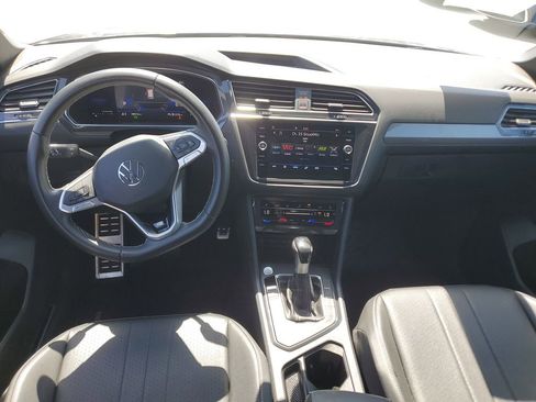 Certified 2023 Volkswagen Tiguan SE R-Line FWD image 3