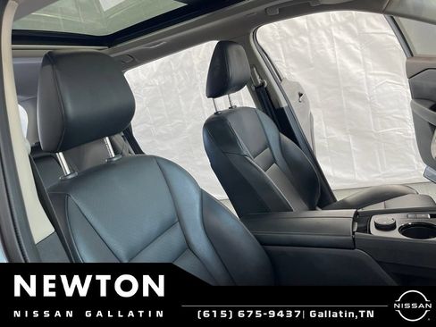 Used 2023 Nissan Rogue SV w/ SV Premium Package AWD/4WD image 20