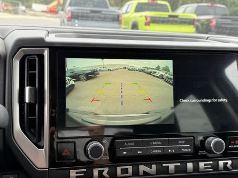 New 2026 Nissan Frontier SV w/ SV Convenience Package AWD/4WD image 33