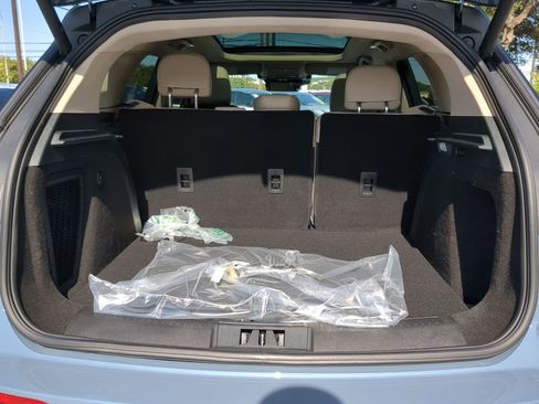 New 2025 Lincoln Corsair AWD w/ Equipment Group 101A image 21