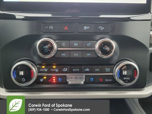 Used 2024 Ford Expedition XLT image 35