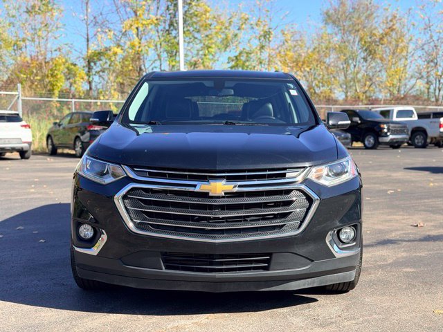 Used 2018 Chevrolet Traverse LT FWD image 3