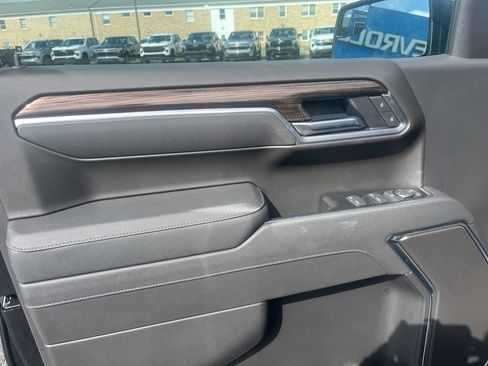New 2026 Chevrolet Silverado 1500 LT AWD/4WD image 11