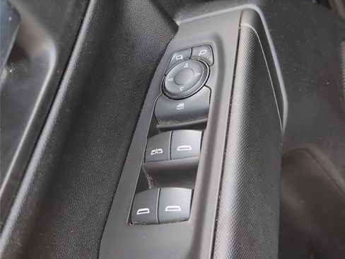 Used 2021 Chevrolet Silverado 1500 Custom image 12