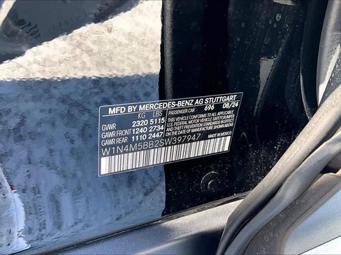 Used 2025 Mercedes-Benz GLB 35 AMG 4MATIC image 62