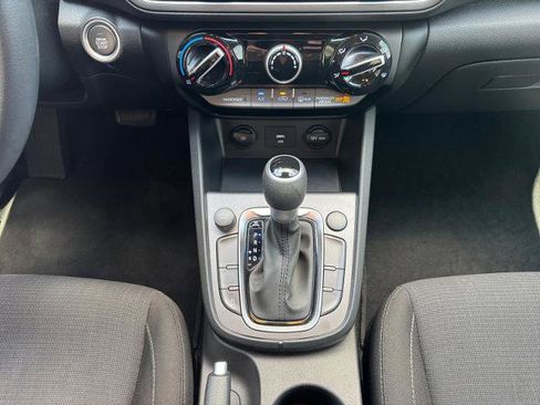 Used 2022 Hyundai Kona SEL w/ Cargo Package FWD image 11