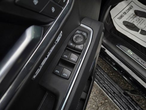 Used 2025 GMC Sierra 1500 Denali w/ Denali Reserve Package AWD/4WD image 15