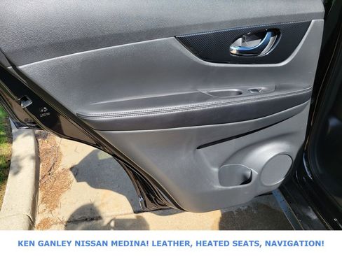 Used 2018 Nissan Rogue SL AWD/4WD image 42