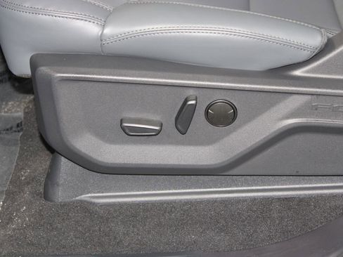 New 2026 Ford Expedition Active image 22