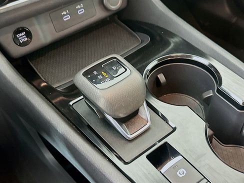 Used 2025 Nissan Rogue SV image 24