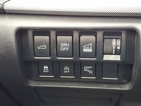 Used 2019 Subaru Forester Limited image 23