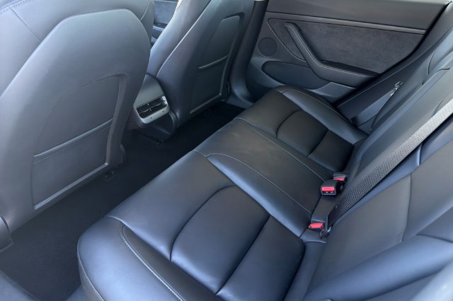 Used 2023 Tesla Model 3 Standard Range RWD image 13
