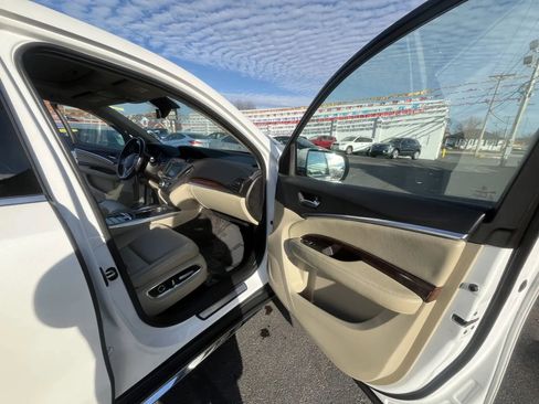 Used 2020 Acura MDX FWD image 24