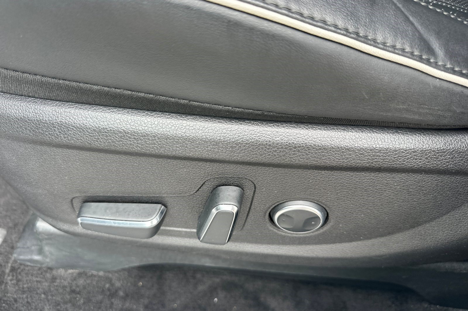 Used 2025 Hyundai Palisade SEL AWD/4WD image 14