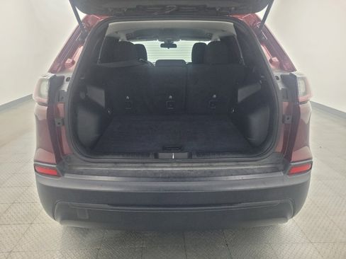 Used 2019 Jeep Cherokee Latitude w/ Popular Appearance Group image 29