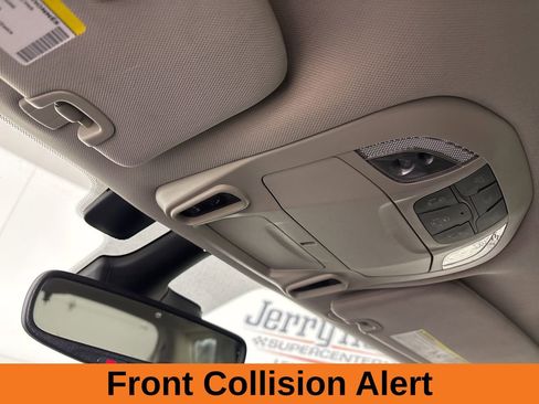 Used 2021 Chrysler Pacifica Touring-L w/ Uconnect Theater Family Group image 21