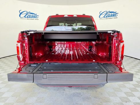 Used 2025 Ford F150 King Ranch w/ FX4 Off-Road Package AWD/4WD image 5