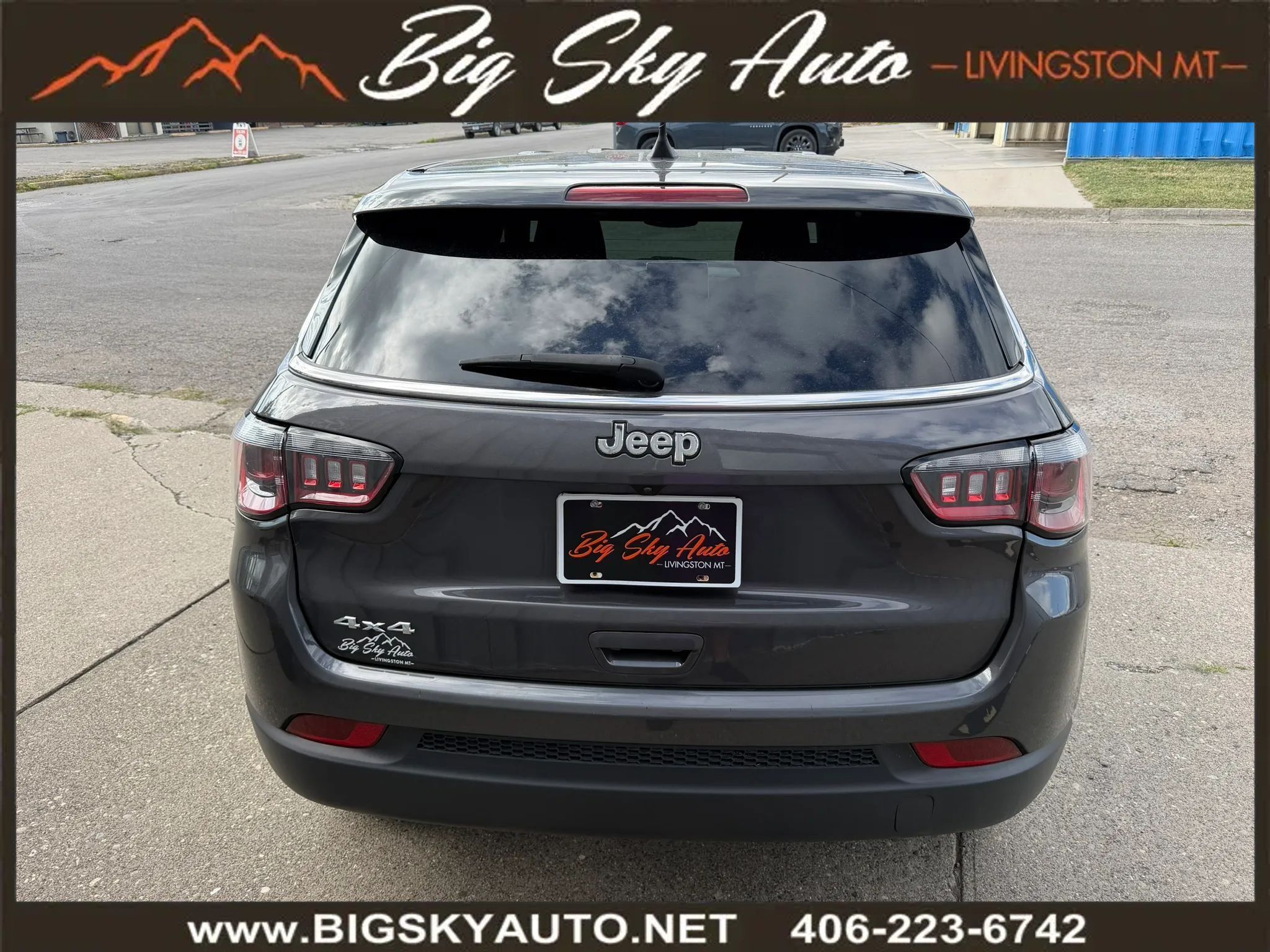 Used 2024 Jeep Compass Sport AWD/4WD image 8