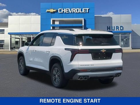 New 2026 Chevrolet Traverse LT w/ Driver Confidence Package AWD/4WD image 7