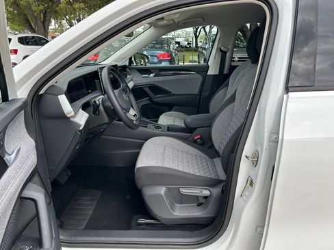 Certified 2026 Volkswagen Tiguan S FWD image 17