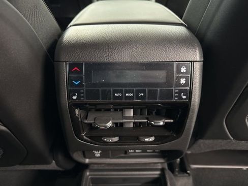 New 2026 Jeep Grand Cherokee L Limited w/ Limited Altitude Package image 34