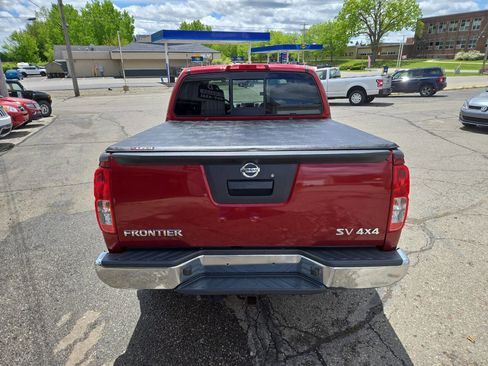 Used 2019 Nissan Frontier SV image 7
