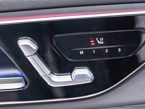 Certified 2025 Mercedes-Benz GLC 300 image 21