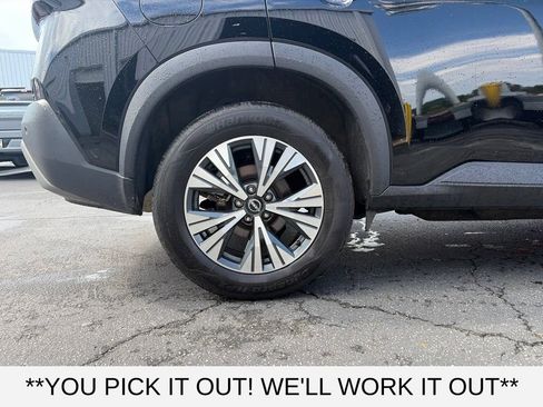 Used 2023 Nissan Rogue SV AWD/4WD image 7