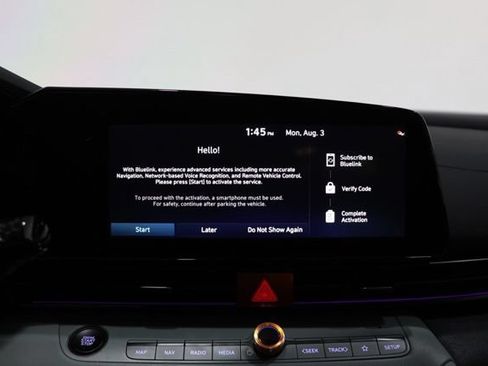 Used 2026 Hyundai Elantra Limited FWD image 24