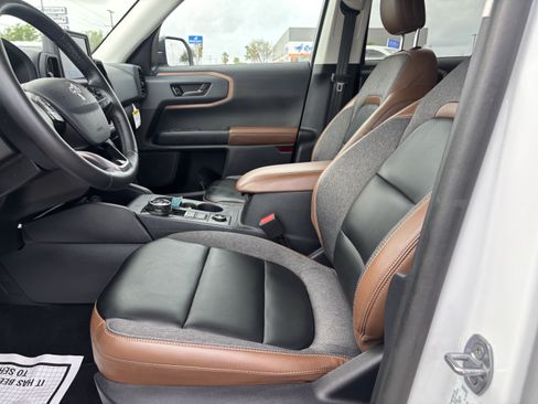 Certified 2024 Ford Bronco Sport Outer Banks w/ Tech Package AWD/4WD image 10