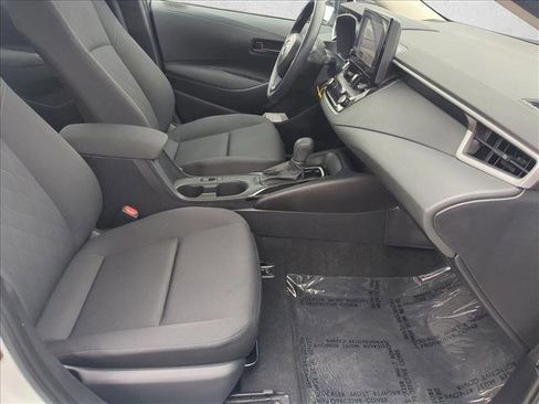 Certified 2025 Toyota Corolla LE image 19