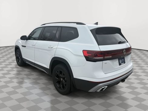 Used 2024 Volkswagen Atlas Peak Edition SE AWD/4WD image 26