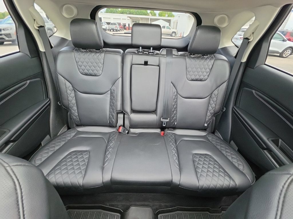 Used 2024 Ford Edge Titanium w/ Equipment Group 301A AWD/4WD image 44