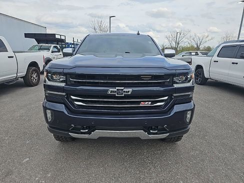 Used 2018 Chevrolet Silverado 1500 LTZ Z71 w/ Centennial Edition image 2