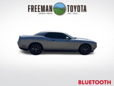 Used 2015 Dodge Challenger R/T w/ Quick Order Package 28B R/T RWD image 4