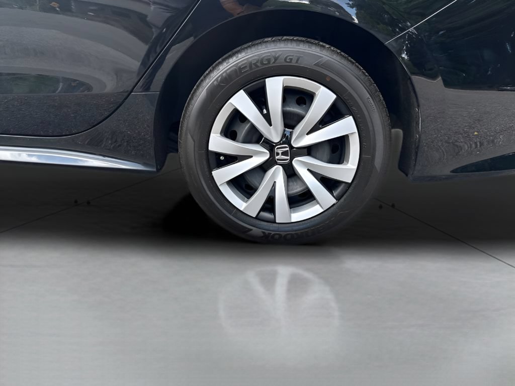 Used 2025 Honda Civic LX image 11