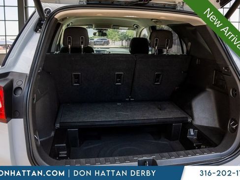 Used 2020 Chevrolet Equinox LT w/ Driver Convenience Package FWD image 31