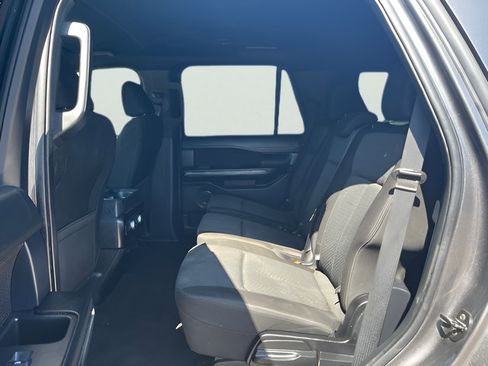Used 2021 Ford Expedition XLT RWD image 34