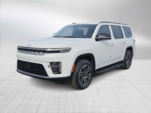 New 2026 Jeep Grand Wagoneer 2WD image 4