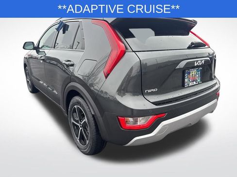 Used 2023 Kia Niro EX image 5