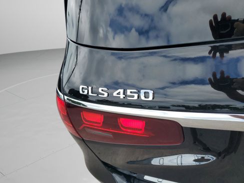 New 2026 Mercedes-Benz GLS 450 4MATIC image 6