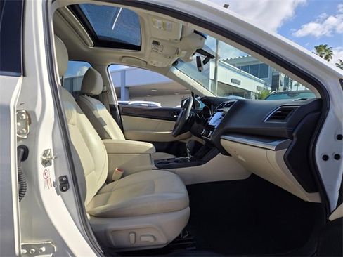 Used 2019 Subaru Outback 3.6R Limited image 22