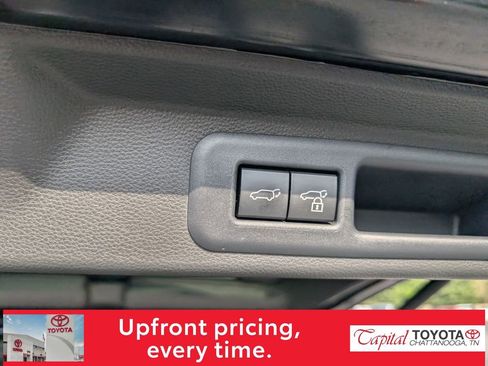 Used 2025 Toyota Sequoia TRD Pro AWD/4WD image 12