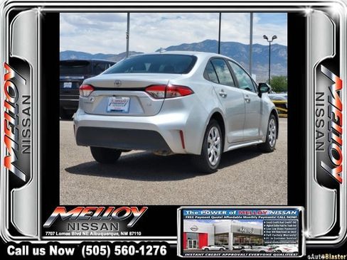 Used 2023 Toyota Corolla LE FWD image 5