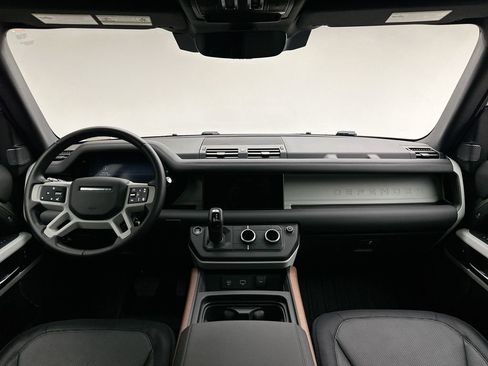 Used 2024 Land Rover Defender 110 X-Dynamic SE AWD/4WD image 20