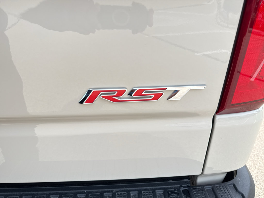 New 2026 Chevrolet Silverado 1500 RST w/ Safety Package AWD/4WD image 9
