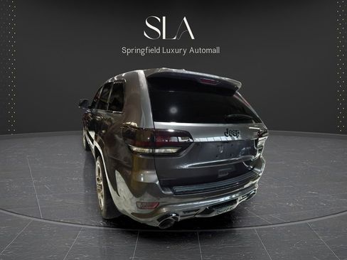 Used 2021 Jeep Grand Cherokee SRT image 8