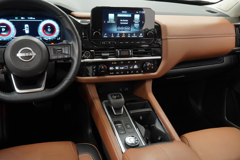 Used 2024 Nissan Pathfinder Platinum AWD/4WD image 25