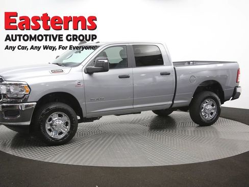 Used 2024 RAM 2500 Big Horn AWD/4WD image 60